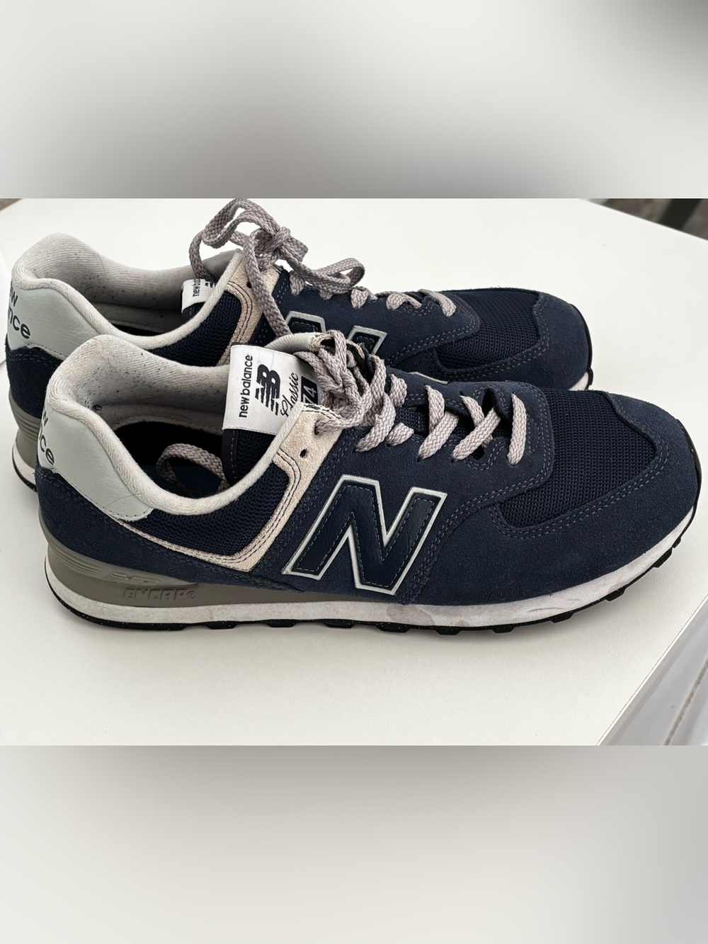 New Balance Men's Navy and Light Gray Classic Sneakers
